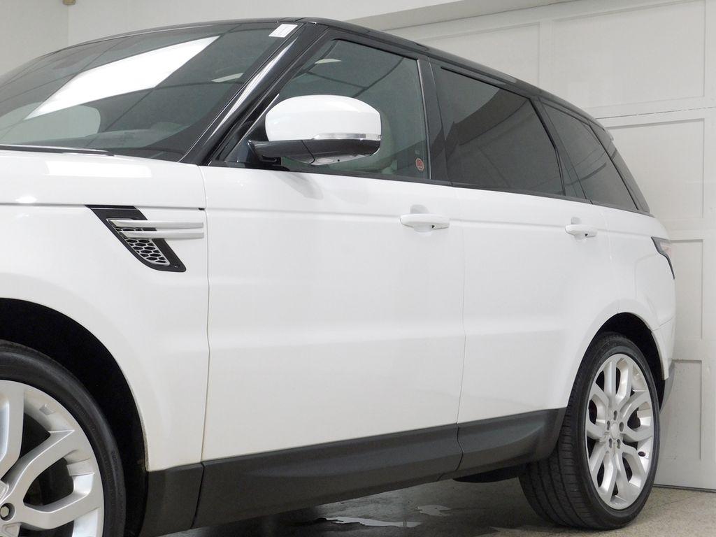 Land Rover Range Rover Sport 3.0L V6 Supercharged SE 2014