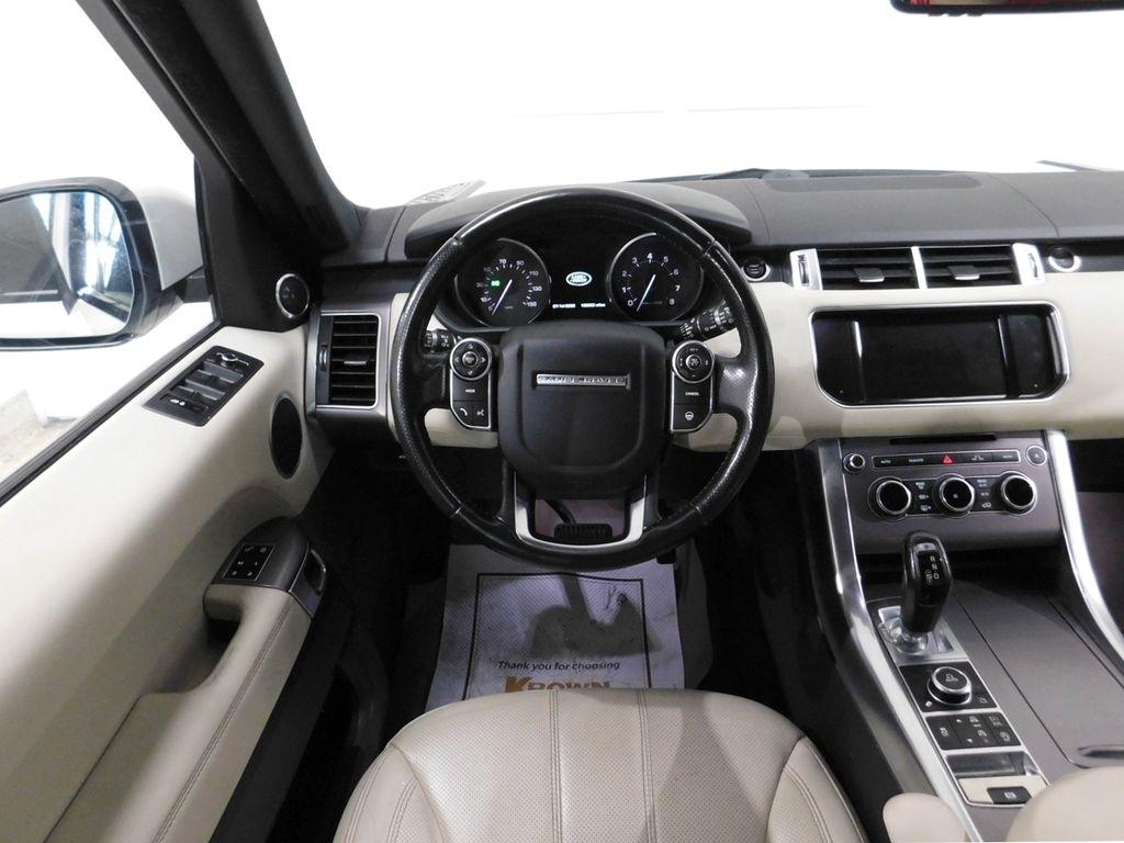 Land Rover Range Rover Sport 3.0L V6 Supercharged SE 2014