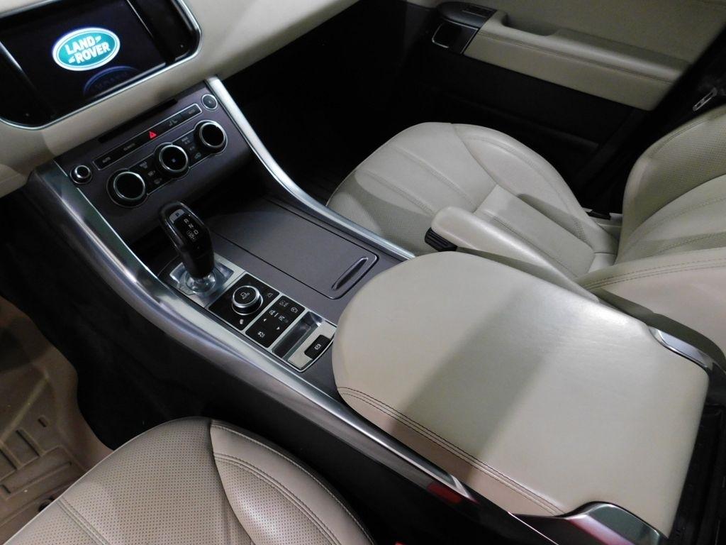 Land Rover Range Rover Sport 3.0L V6 Supercharged SE 2014
