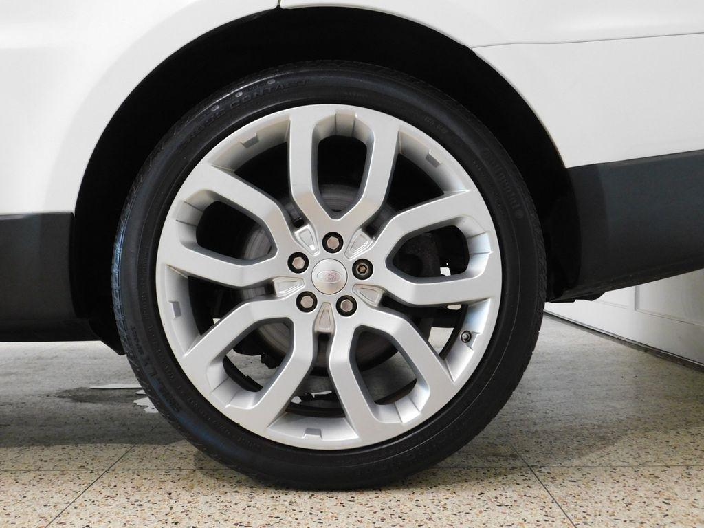 Land Rover Range Rover Sport 3.0L V6 Supercharged SE 2014