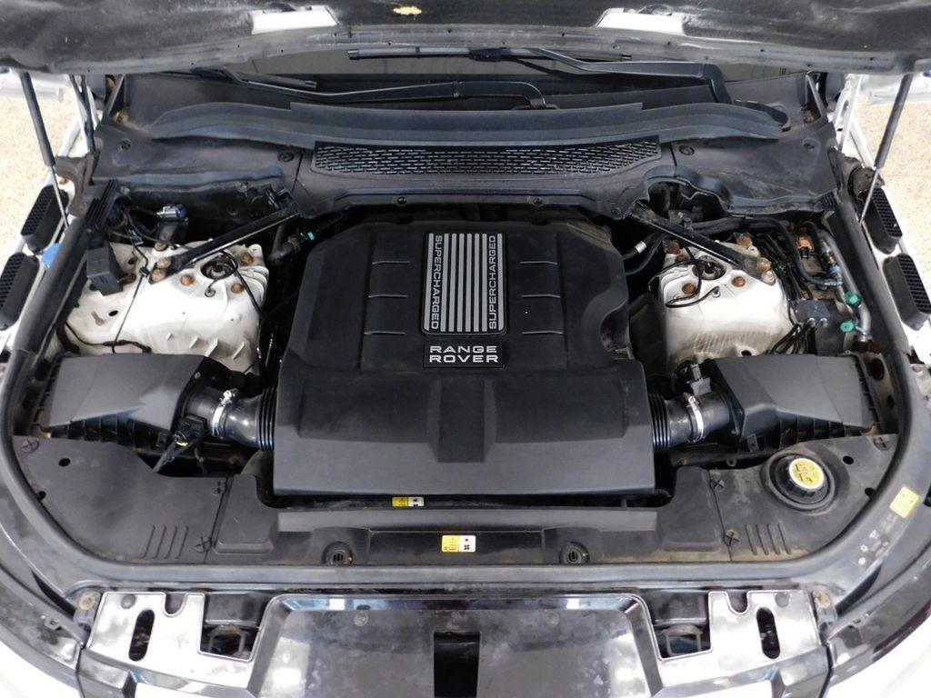 Land Rover Range Rover Sport 3.0L V6 Supercharged SE 2014