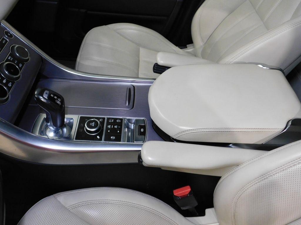 Land Rover Range Rover Sport 3.0L V6 Supercharged SE 2014