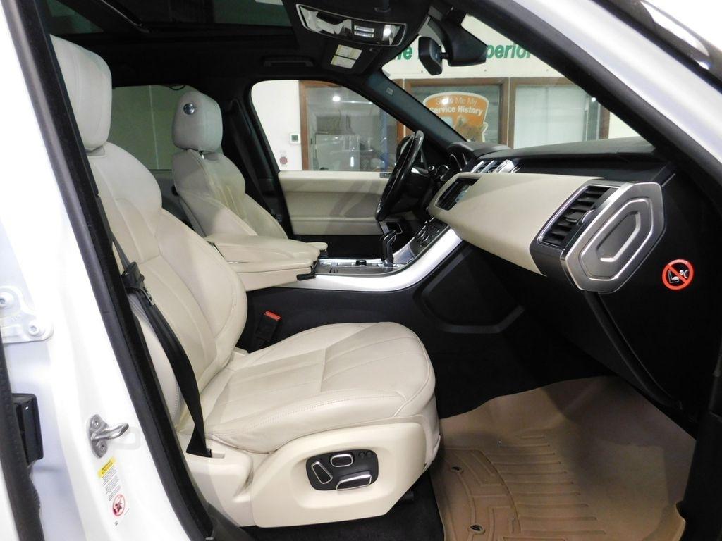 Land Rover Range Rover Sport 3.0L V6 Supercharged SE 2014