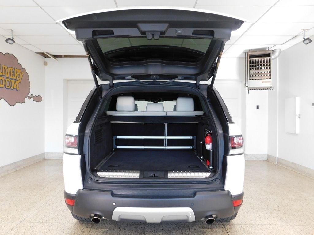 Land Rover Range Rover Sport 3.0L V6 Supercharged SE 2014