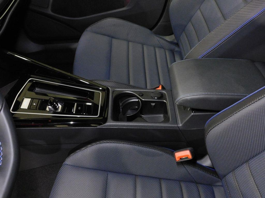 Volkswagen Golf R 2.0 TSI 2026