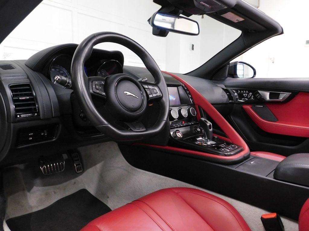 Jaguar F-Type V8 S 2014