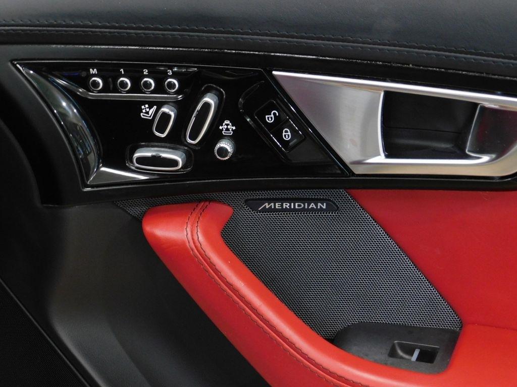 Jaguar F-Type V8 S 2014