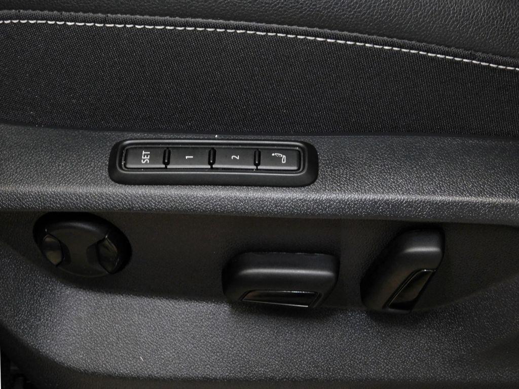 Volkswagen Atlas SEL Premium R-Line 4MOTION 2026