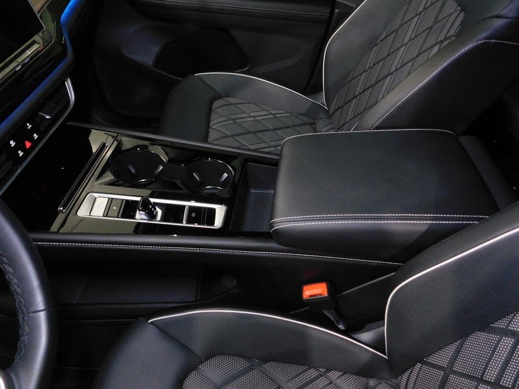 Volkswagen Atlas SEL Premium R-Line 4MOTION 2026