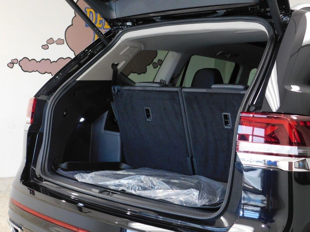 Volkswagen Atlas SEL Premium R-Line 4MOTION 2026