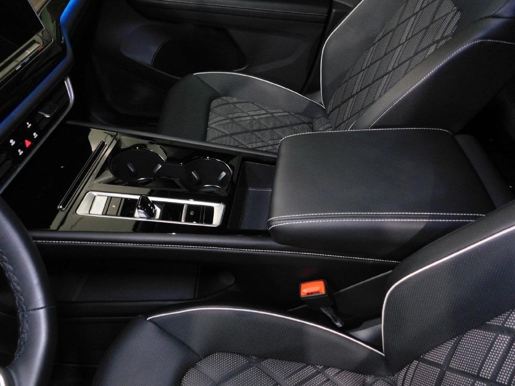 Volkswagen Atlas SEL Premium R-Line 4MOTION 2026