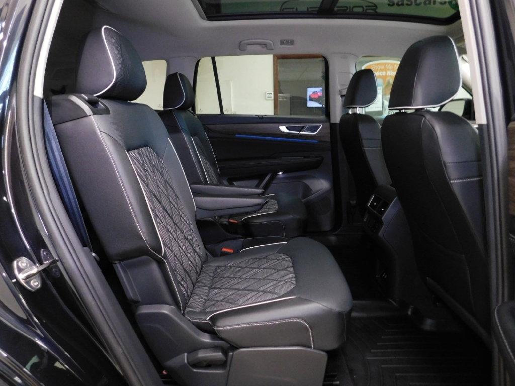 Volkswagen Atlas SEL Premium R-Line 4MOTION 2026