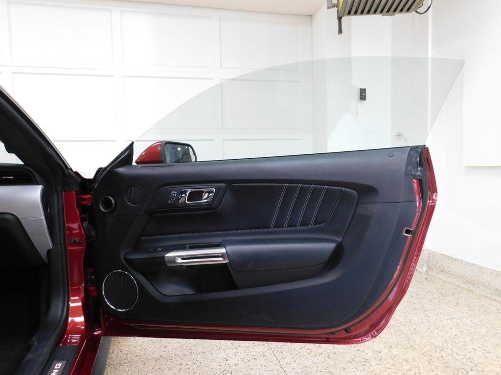 Ford Mustang EcoBoost Premium Coupe 2015