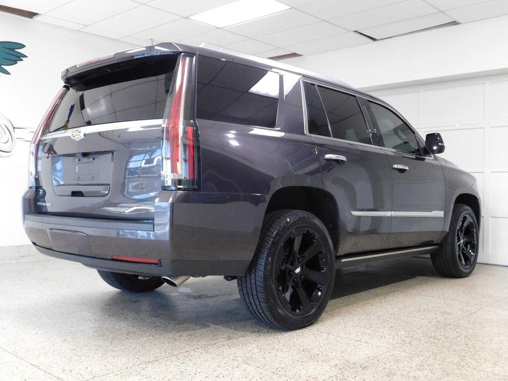 Cadillac Escalade Platinum 4WD 2018