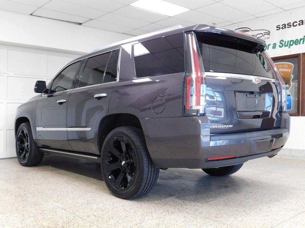 Cadillac Escalade Platinum 4WD 2018