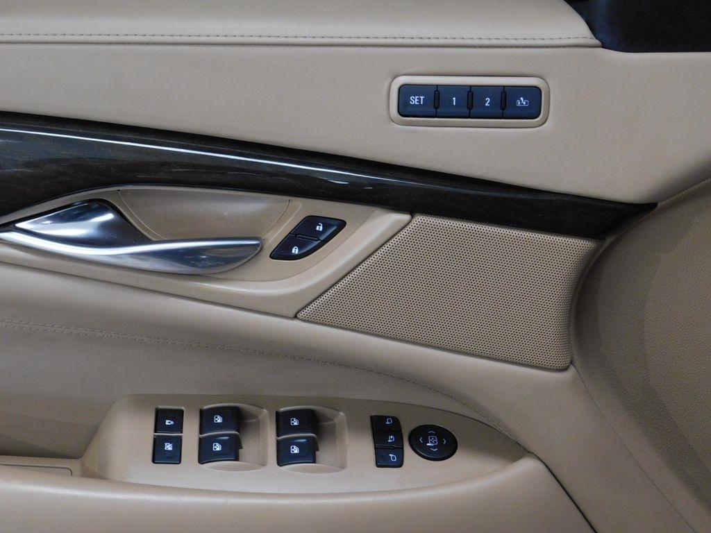 Cadillac Escalade Platinum 4WD 2018