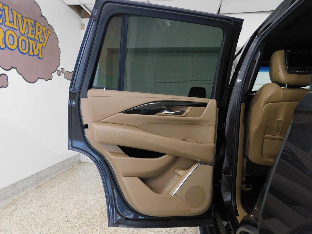 Cadillac Escalade Platinum 4WD 2018