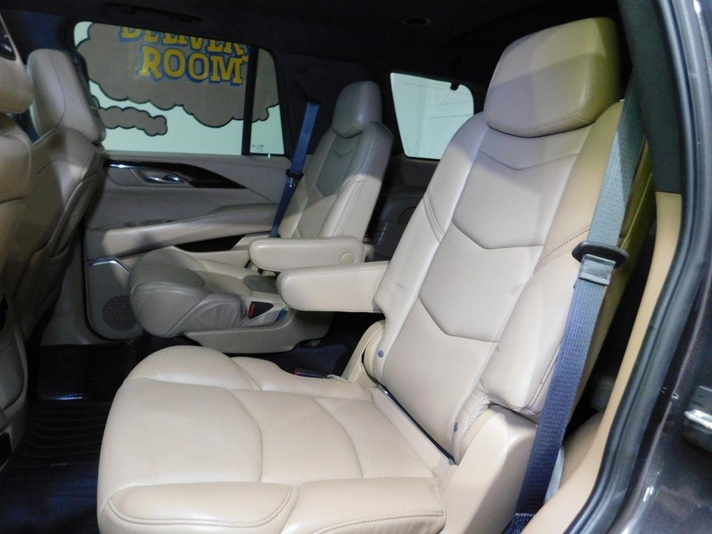 Cadillac Escalade Platinum 4WD 2018