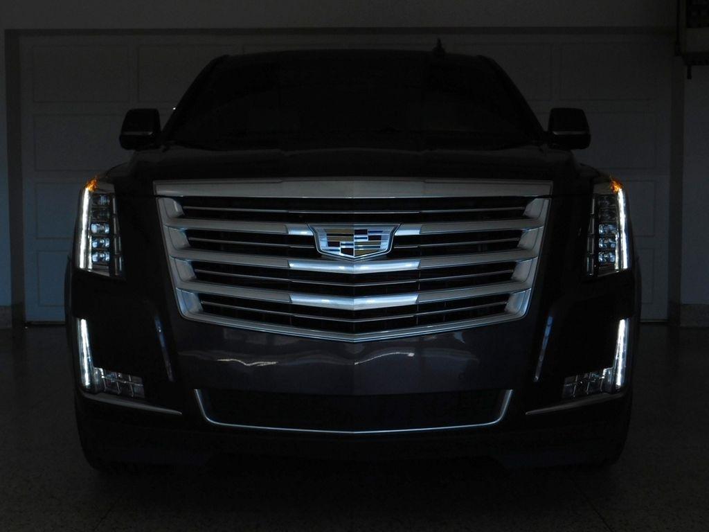 Cadillac Escalade Platinum 4WD 2018