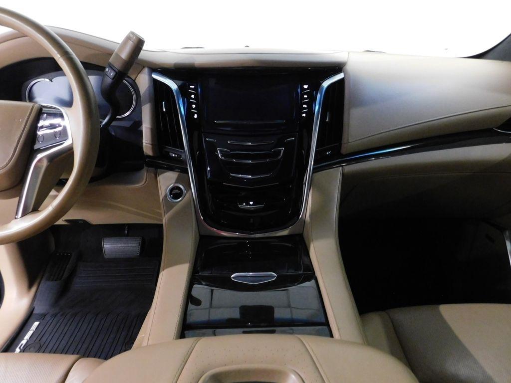 Cadillac Escalade Platinum 4WD 2018