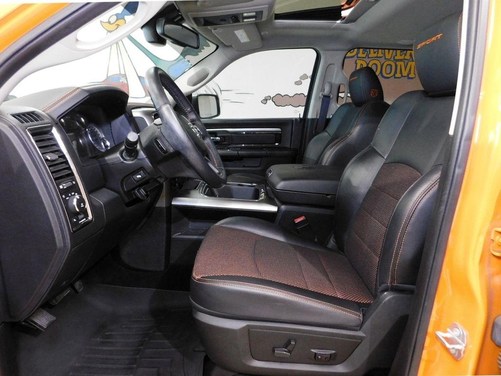 RAM 1500 Sport Crew Cab SWB 4WD 2017