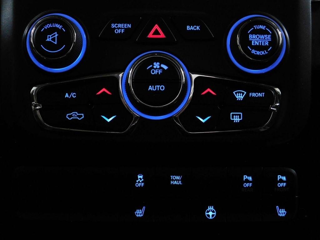 RAM 1500 Sport Crew Cab SWB 4WD 2017