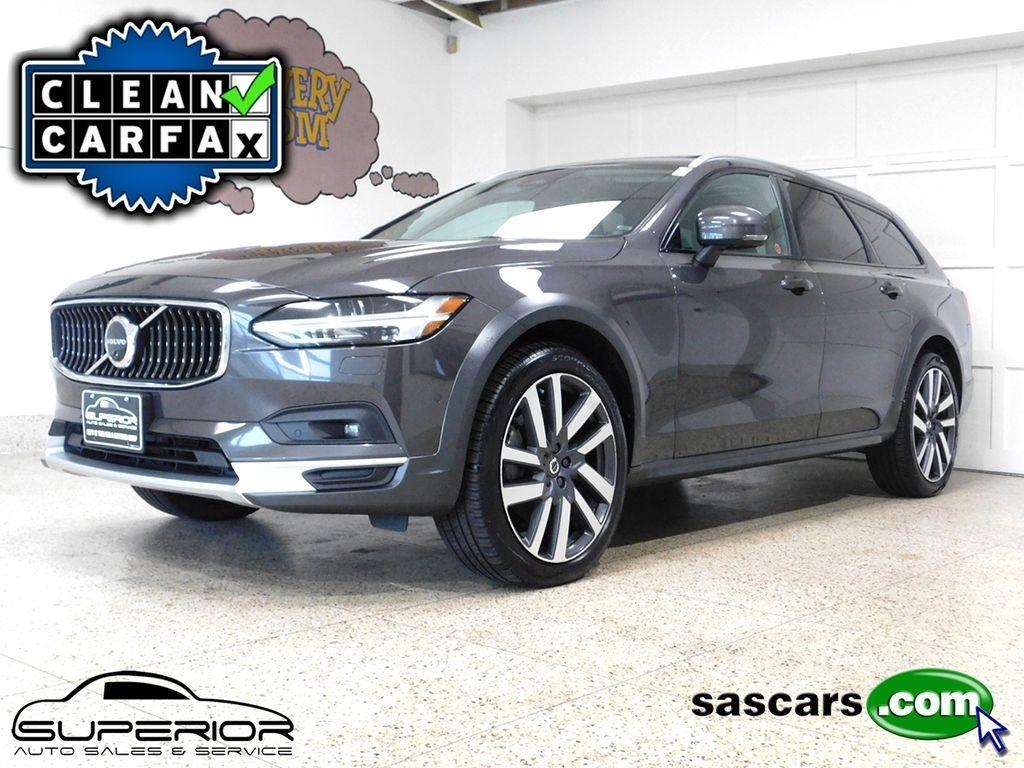 2022 Volvo V90 Cross Country B6 Inscription