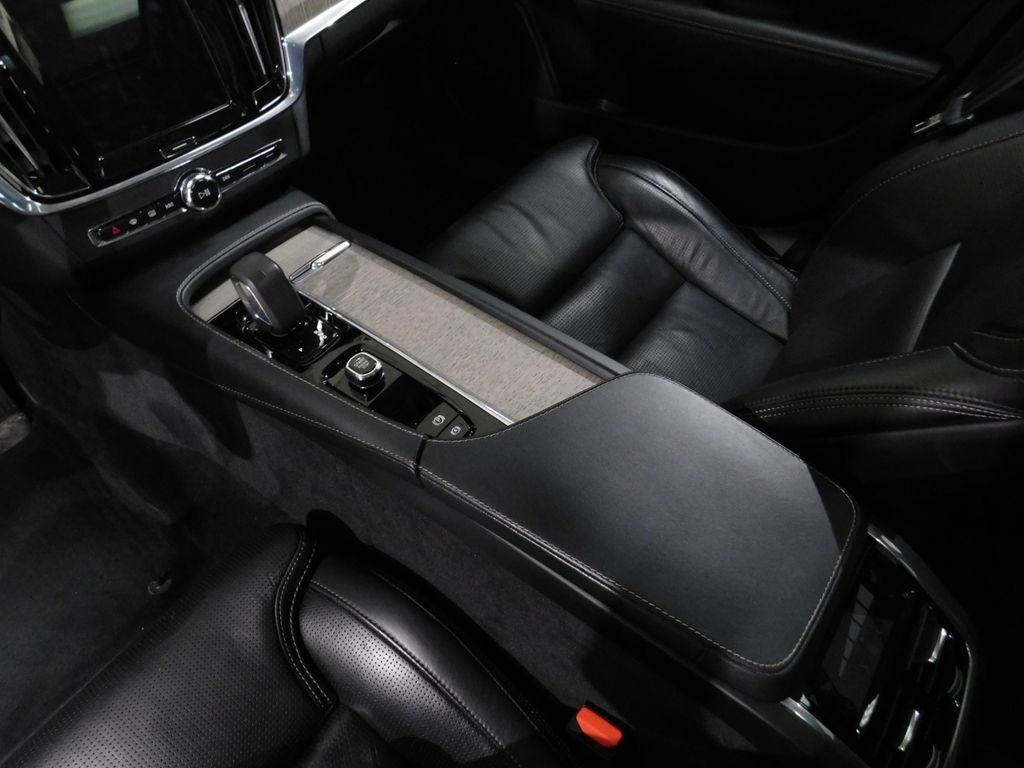 Volvo V90 Cross Country B6 Inscription 2022
