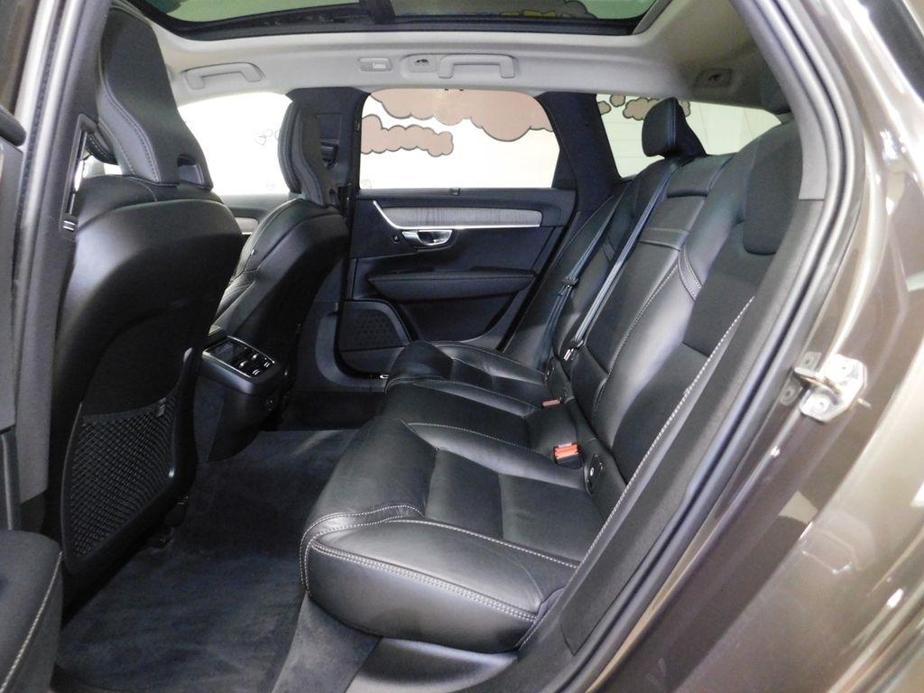 Volvo V90 Cross Country B6 Inscription 2022