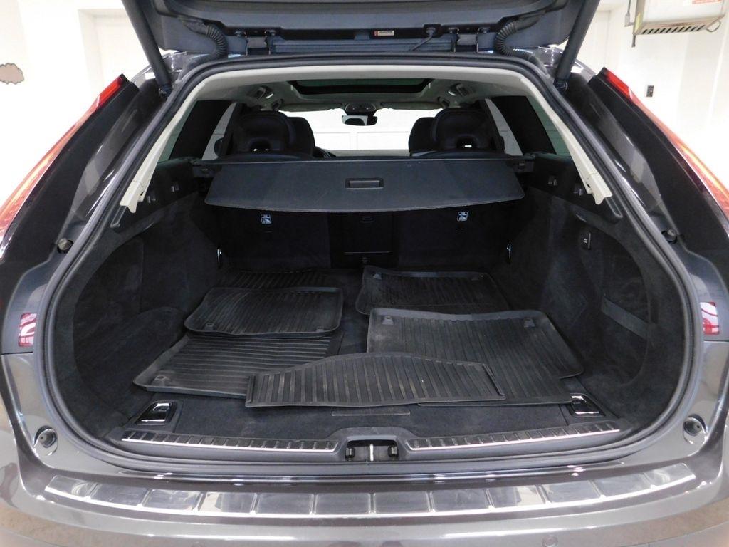 Volvo V90 Cross Country B6 Inscription 2022