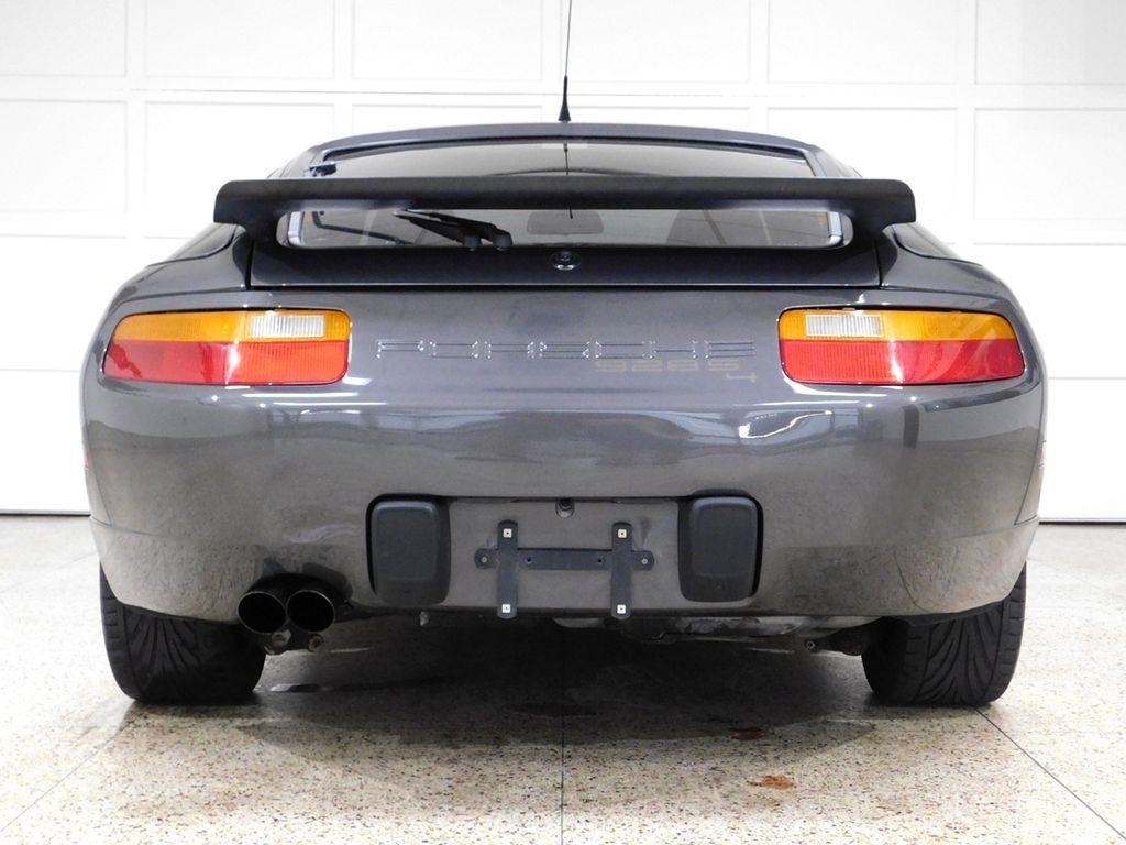 Porsche 928 S4 1989