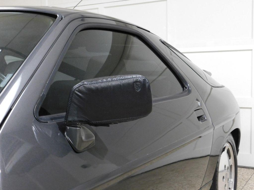 Porsche 928 S4 1989