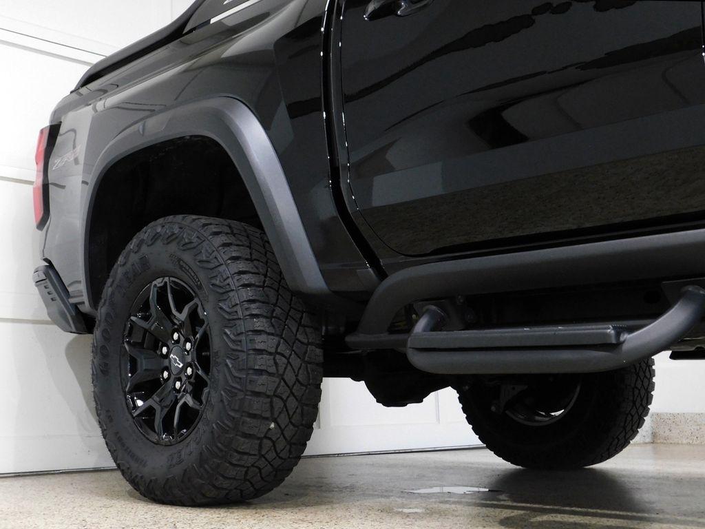 Chevrolet Colorado ZR2 Crew Cab 4WD 2025
