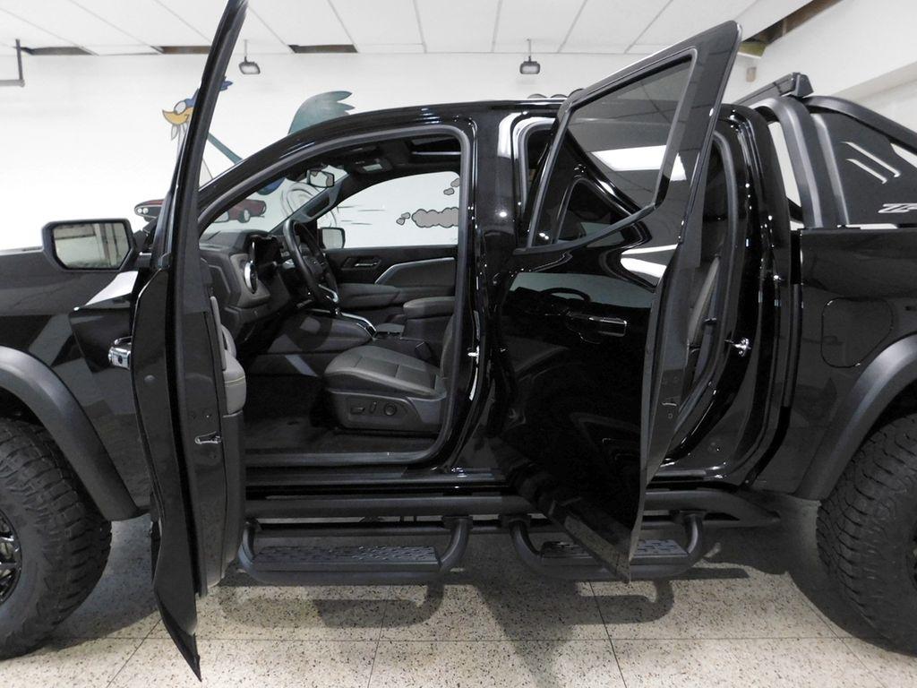 Chevrolet Colorado ZR2 Crew Cab 4WD 2025