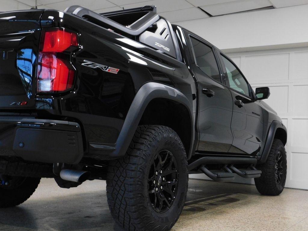 Chevrolet Colorado ZR2 Crew Cab 4WD 2025