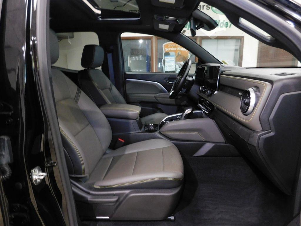 Chevrolet Colorado ZR2 Crew Cab 4WD 2025
