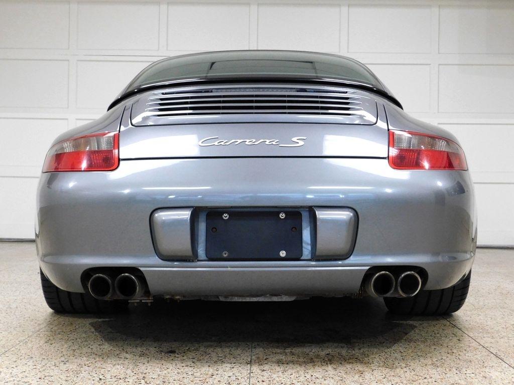 Porsche 911 Carrera S Cabriolet 2006