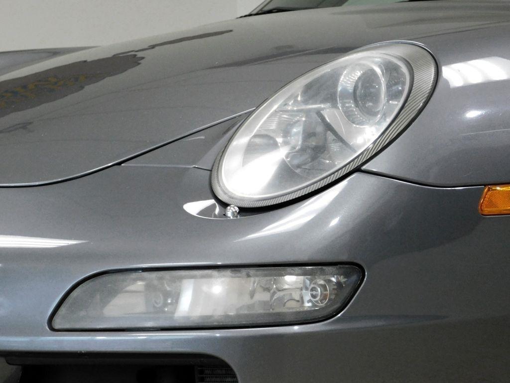 Porsche 911 Carrera S Cabriolet 2006