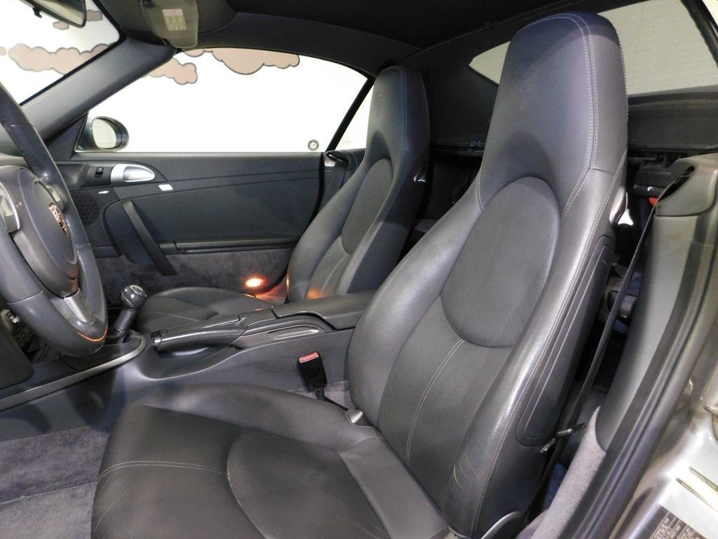 Porsche 911 Carrera S Cabriolet 2006