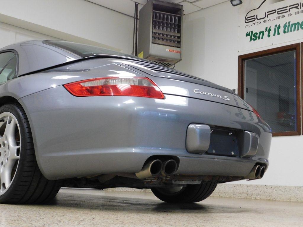 Porsche 911 Carrera S Cabriolet 2006