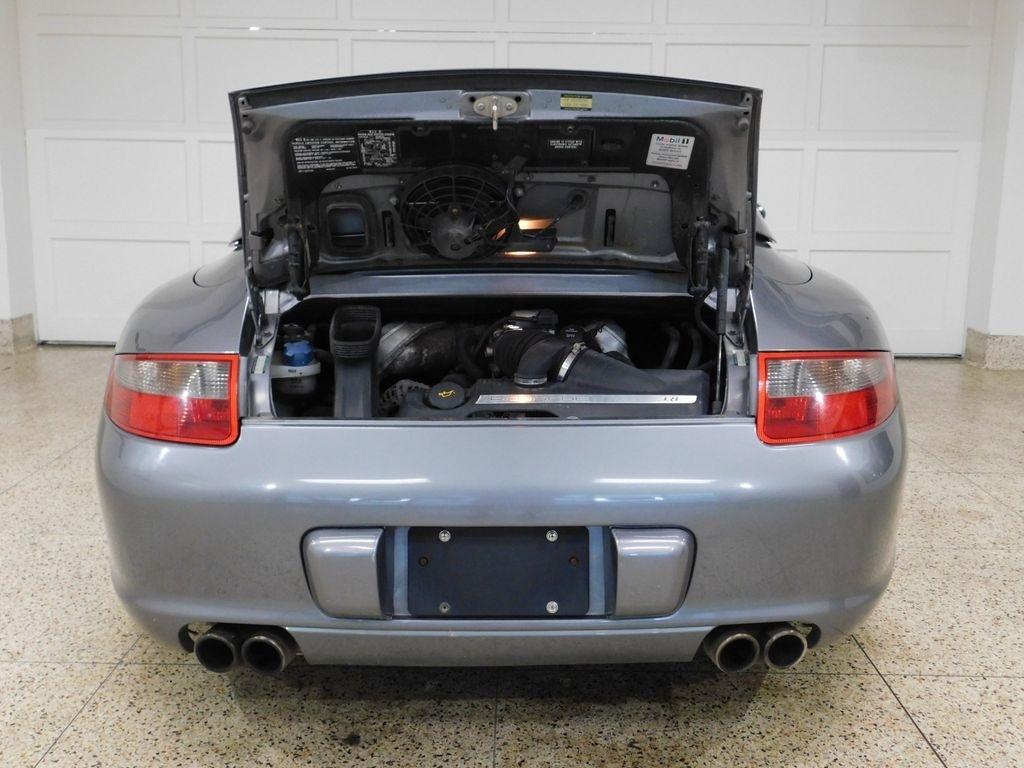 Porsche 911 Carrera S Cabriolet 2006
