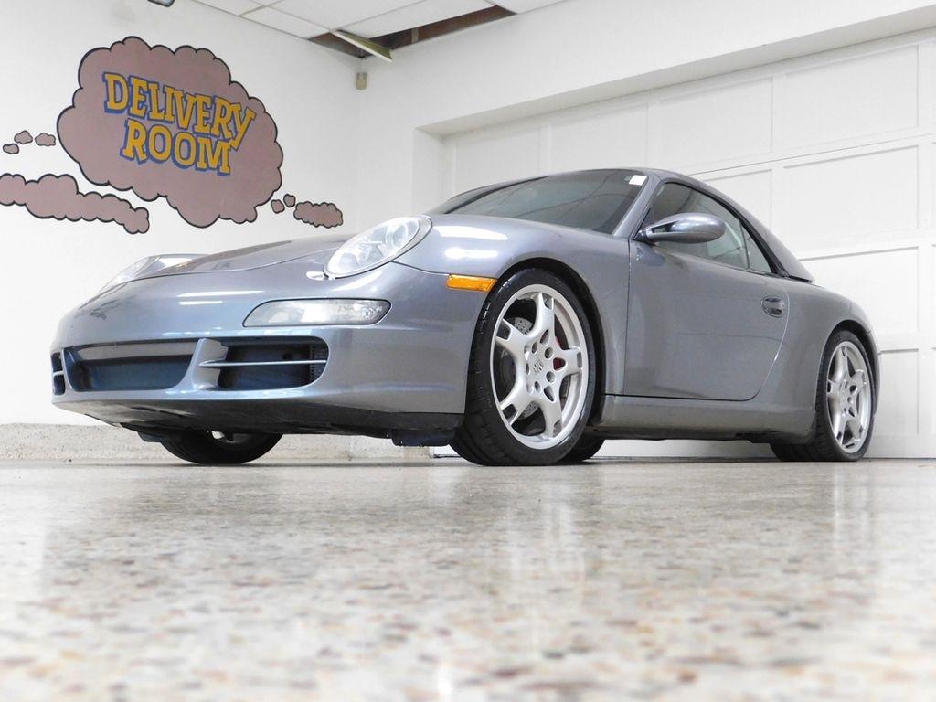 Porsche 911 Carrera S Cabriolet 2006
