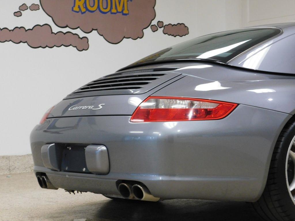 Porsche 911 Carrera S Cabriolet 2006