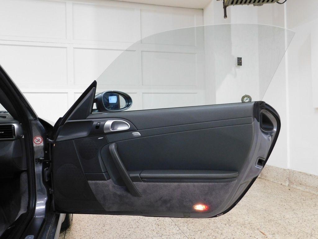 Porsche 911 Carrera S Cabriolet 2006