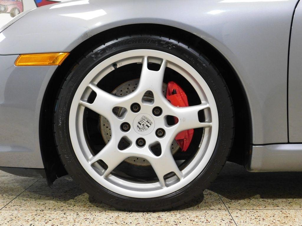 Porsche 911 Carrera S Cabriolet 2006