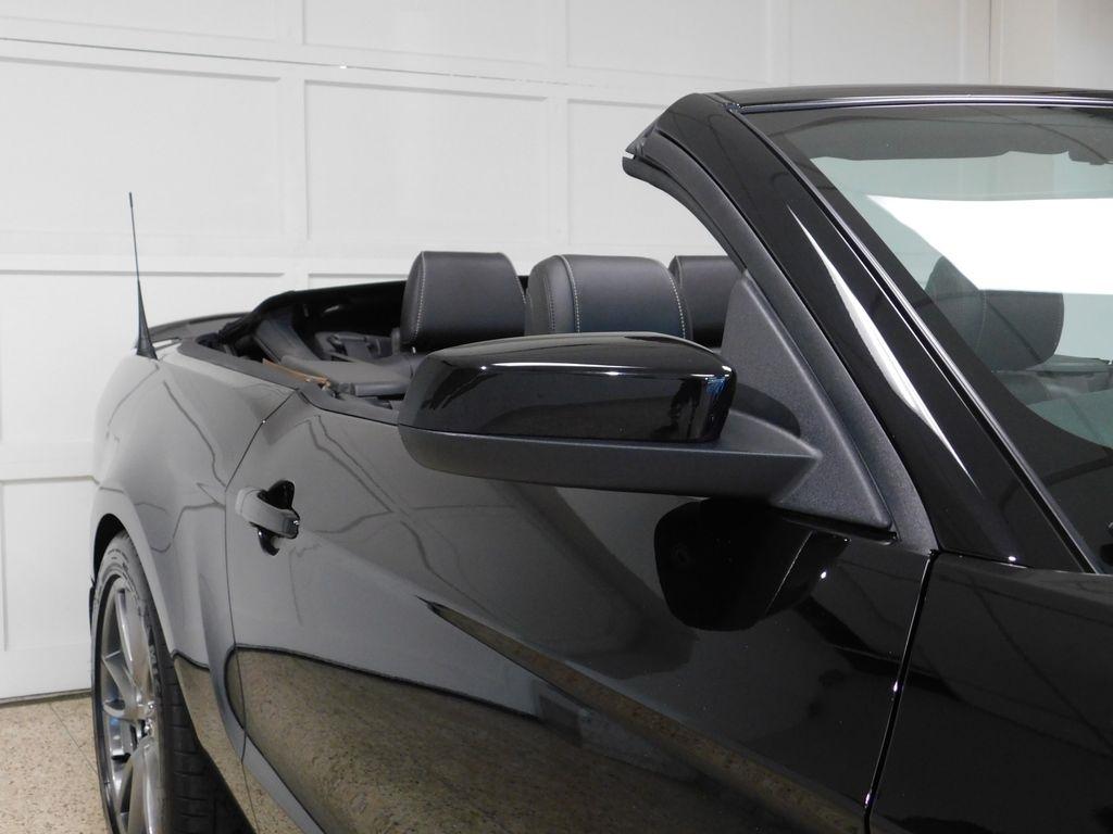 Ford Mustang GT convertible 2014