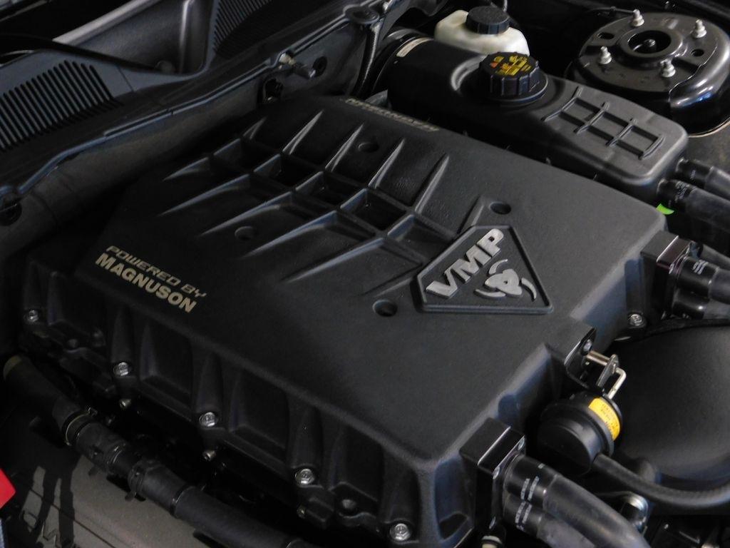 Ford Mustang GT convertible 2014