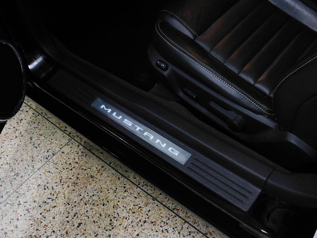 Ford Mustang GT convertible 2014