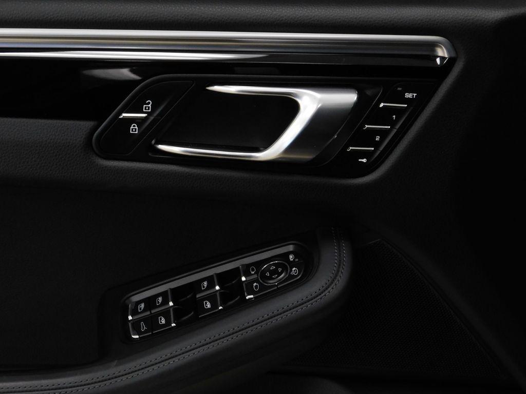 Porsche Macan GTS 2021