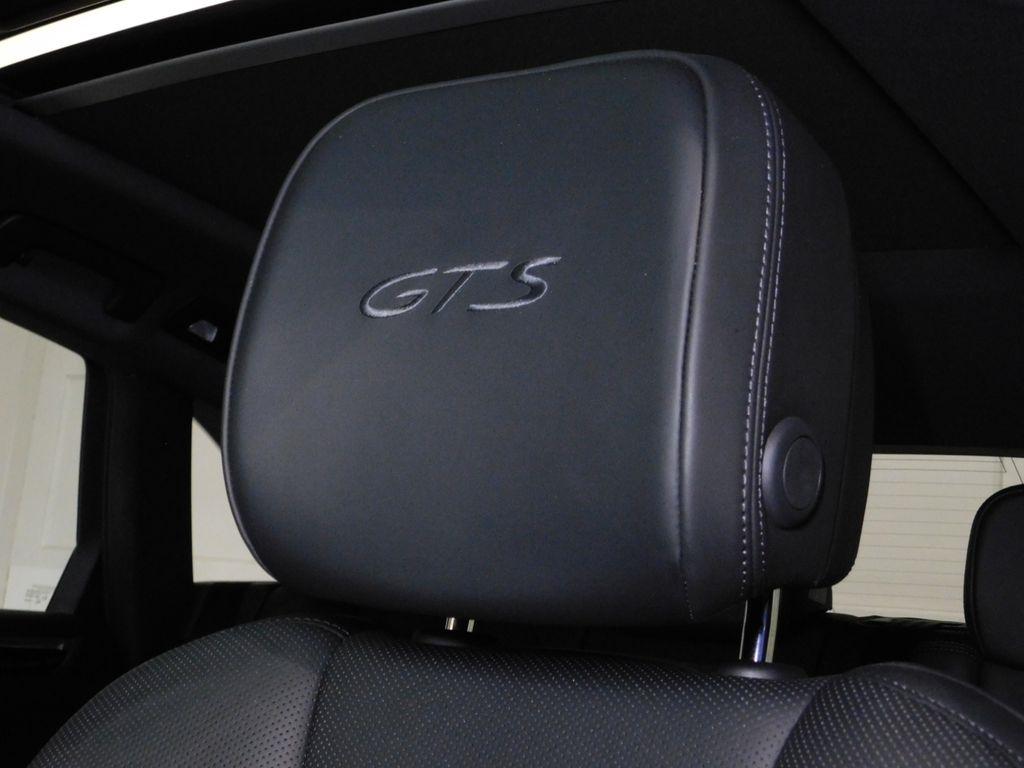 Porsche Macan GTS 2021